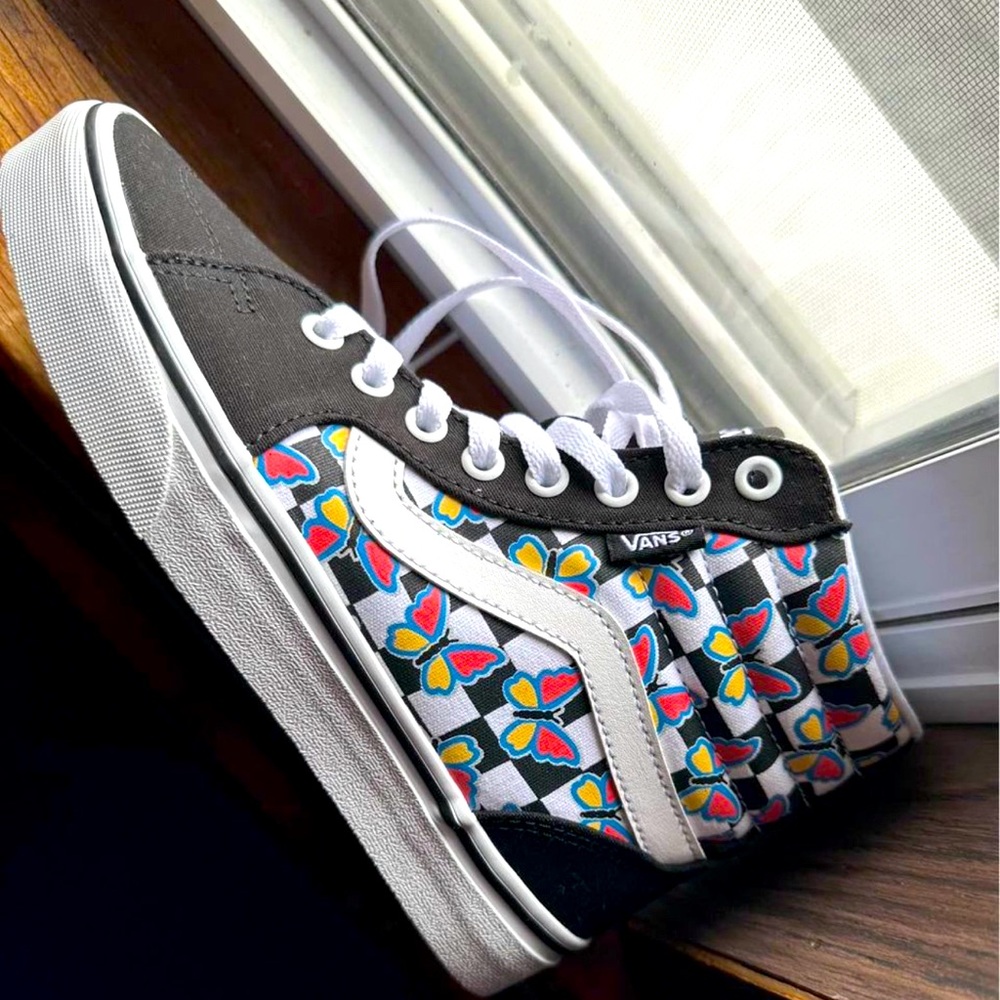 Vans Women's Butterfly Checkered Filmore Hi Shoes Size 6